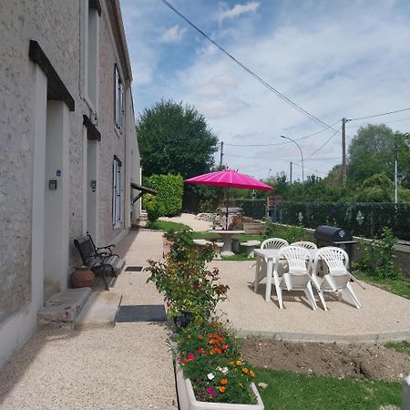 Gite Dans Une Ancienne Corps De Ferme D Provins Dış mekan fotoğraf